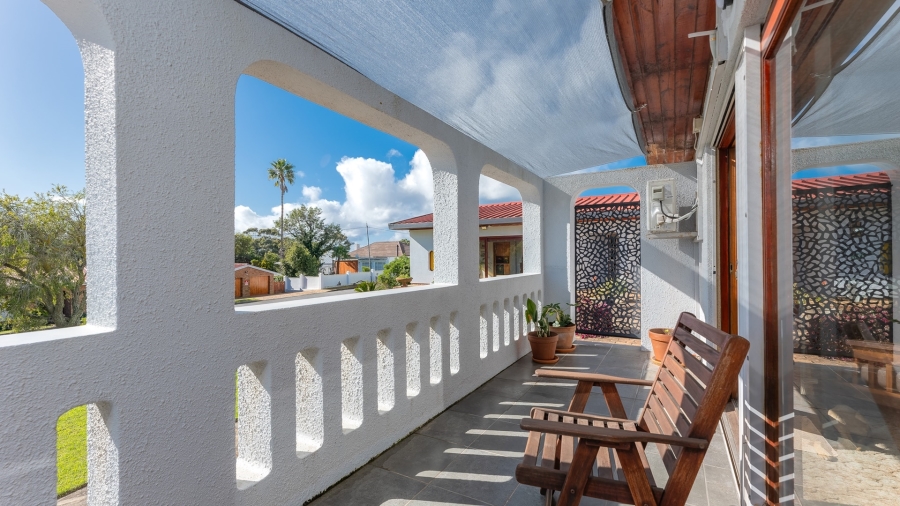 5 Bedroom Property for Sale in Bredasdorp Western Cape